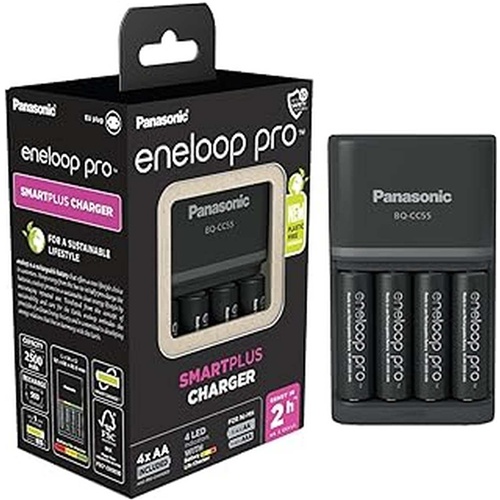 Polnilec baterij Panasonic eneloop SmartPlus BQ-CC55 bel, 4x AA 1,2V baterije, hitro polnjenje, LED nadzor, individualno polnjenje