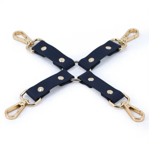 Hotgie Bondage Couture, moder