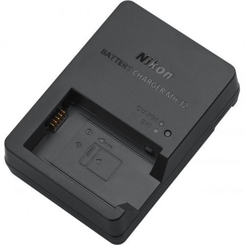 NIKON aku polnilec MH-32