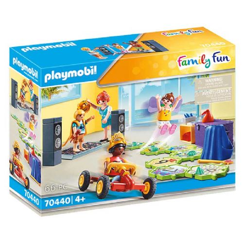 PLAYMOBIL® Family Fun - Otroški klub (70440)