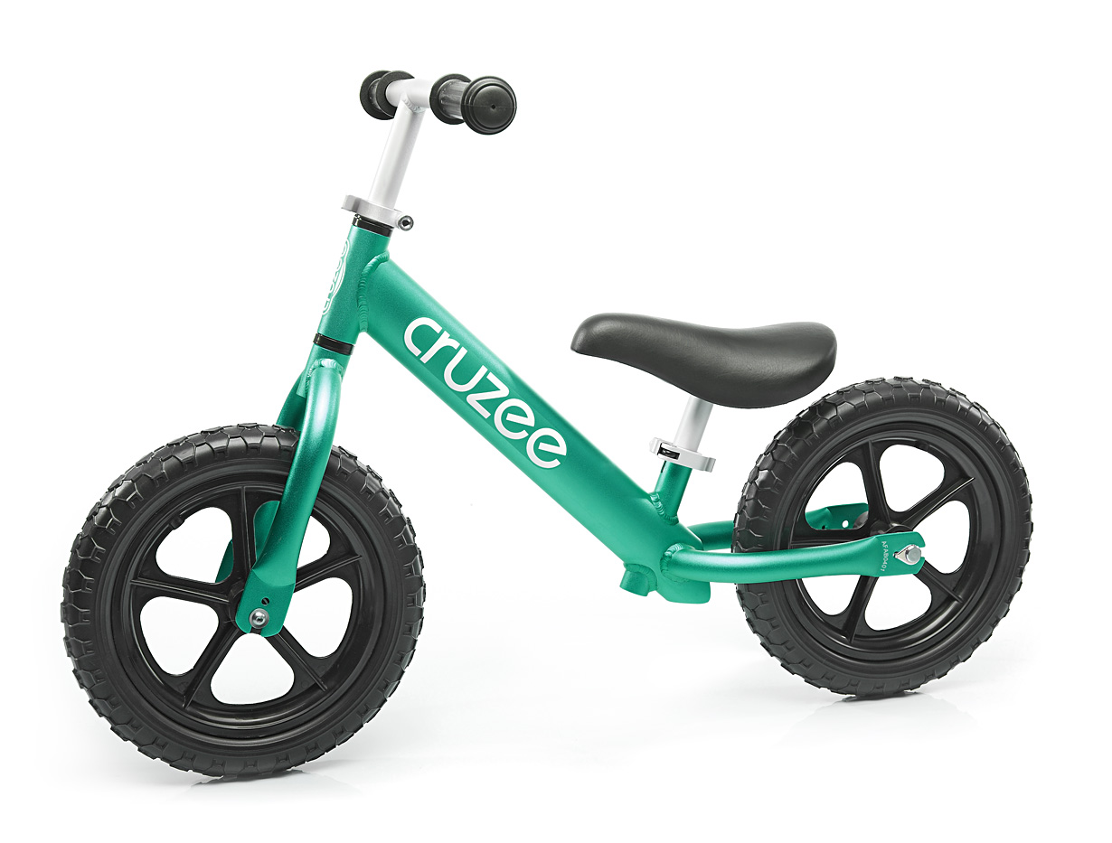 cruzee balance bike green