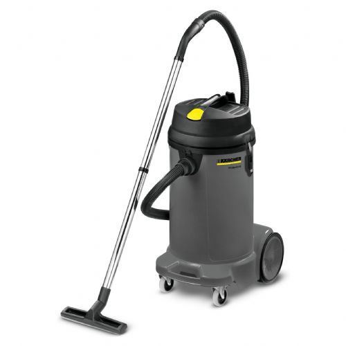 Mokro-suhi sesalnik Kärcher NT 48/1, 1380 W, 48 l posoda, pretok zraka 67 l/s, odtočna cev, robustna kovinska zapirala