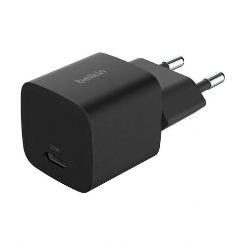 Belkin BOOST Charge 25W USB-C polnilnik PD črne barve WCA012kqBK